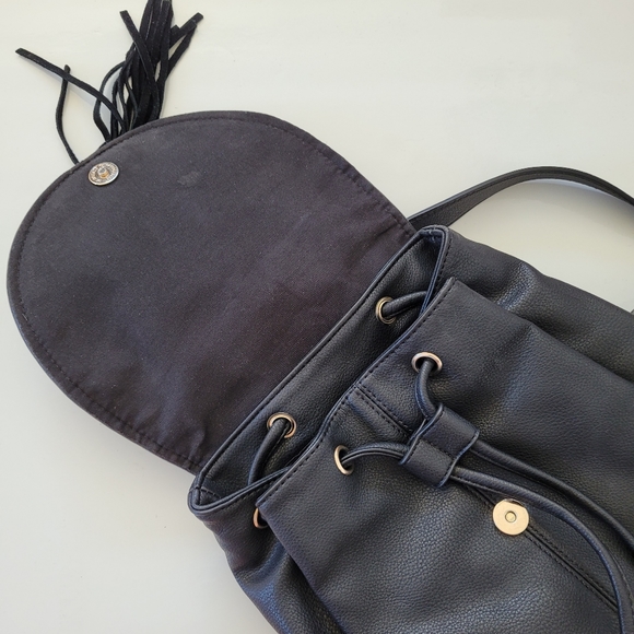 FOREVER 21 Black Faux Leather Backpack - Picture 4 of 5